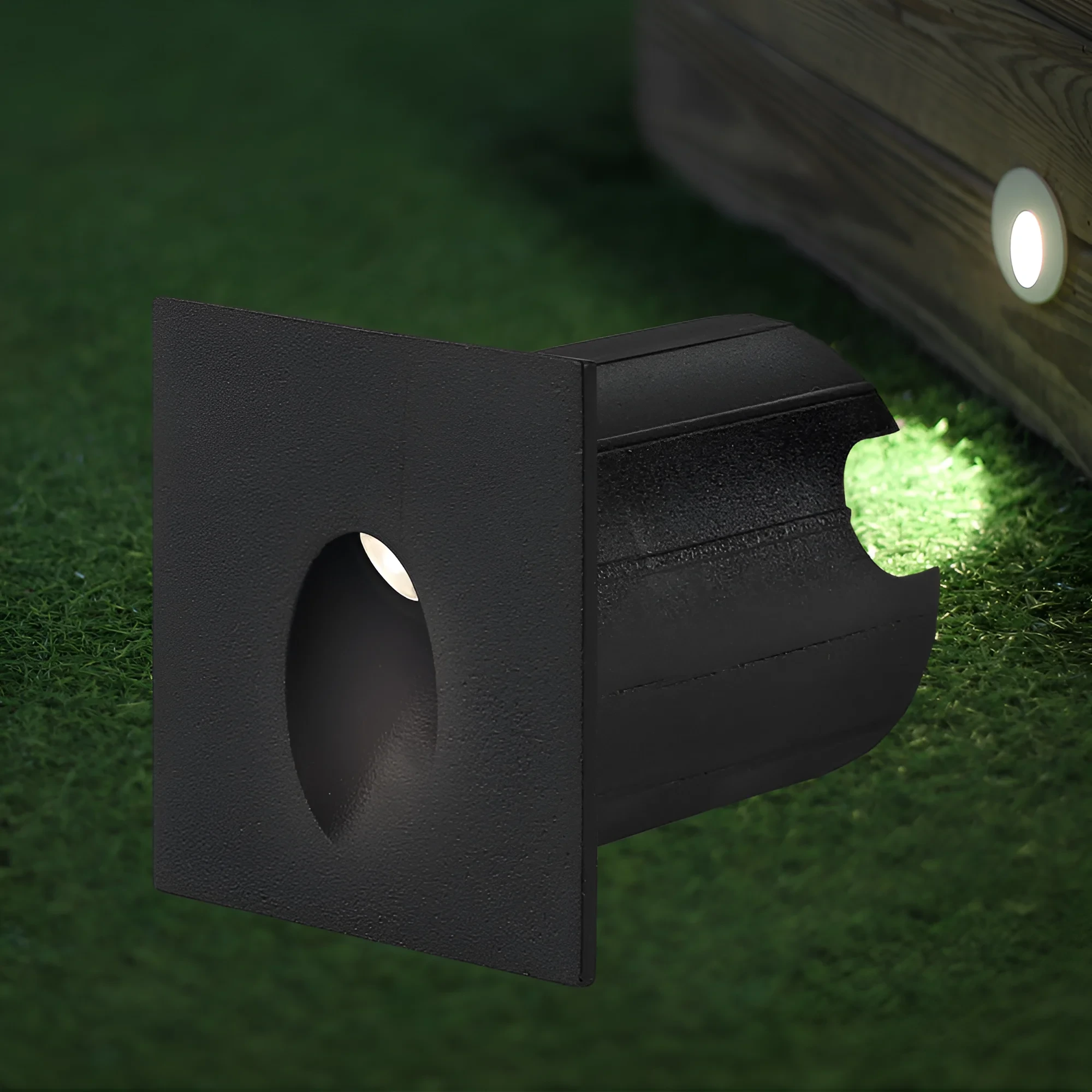 LED ZIDNA SVETILJKA KVADRATNA 2W CRNI 3000K IP65 — slika 2